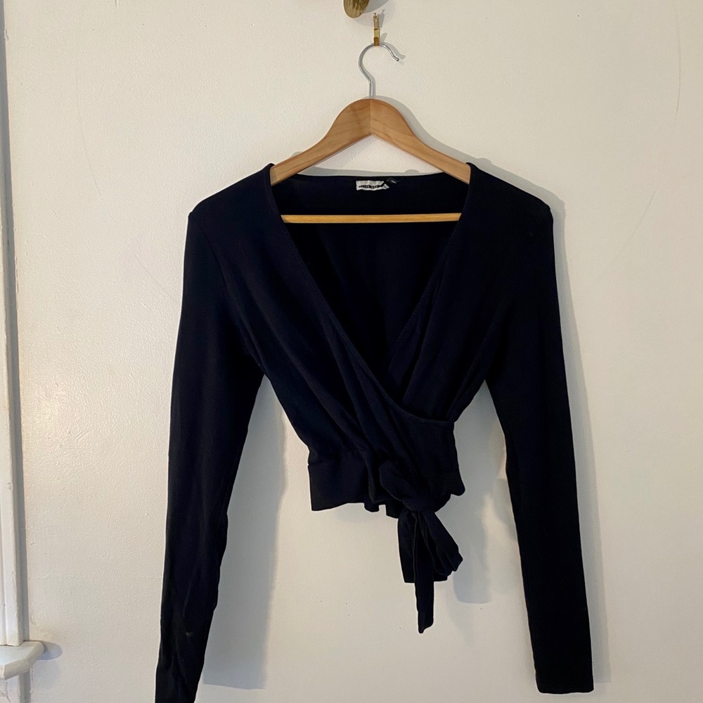 Noisy May black Crop Top